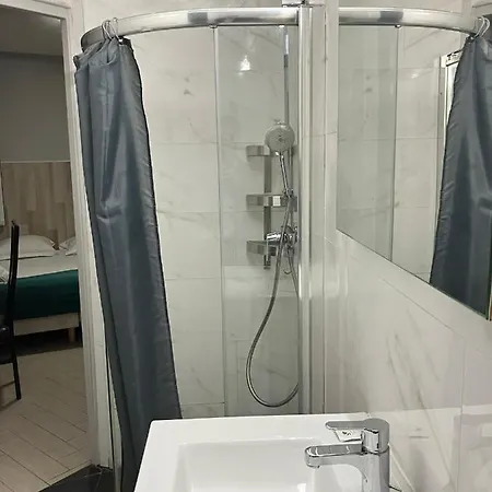 Arcotel A 4 Minutes Du Palais Des Festivals 2* Cannes