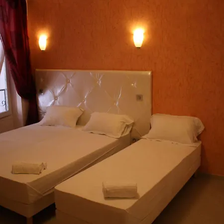 Hotel Arcotel A 4 Minutes Du Palais Des Festivals 2*