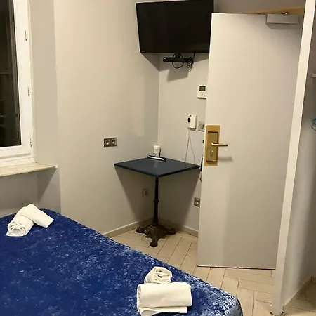 Arcotel 4 Minutes Du Palais Des Festivals - New Management New Team - Old Revievv Hotel Cannes