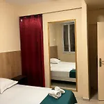 Hotell Arcotel 4 Minutes Du Palais Des Festivals - New Management New Team - Old Revievv Cannes